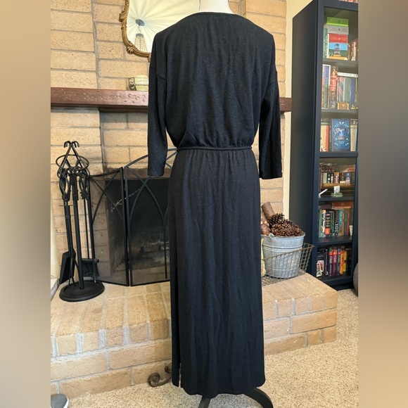 SOFT JOIE Maxi Long Sleeve Drawstring Black Dress w/ Slit - Picture 3 of 9